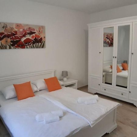 Relax Lägenhet Starigrad Paklenica Exteriör bild