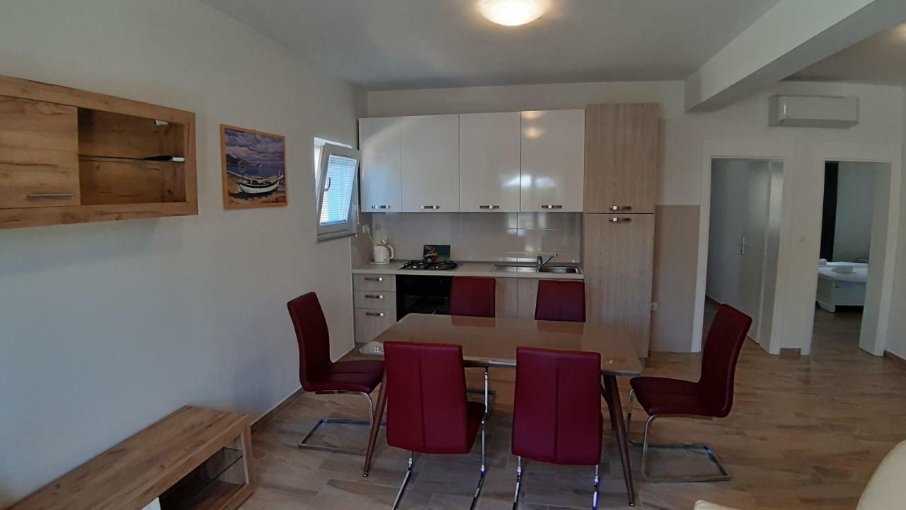 Relax Lägenhet Starigrad Paklenica Exteriör bild